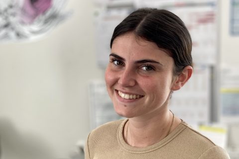 Pouliquen-negoce-legumes-frais-Bretagne-France-Servann-Alternante-RH